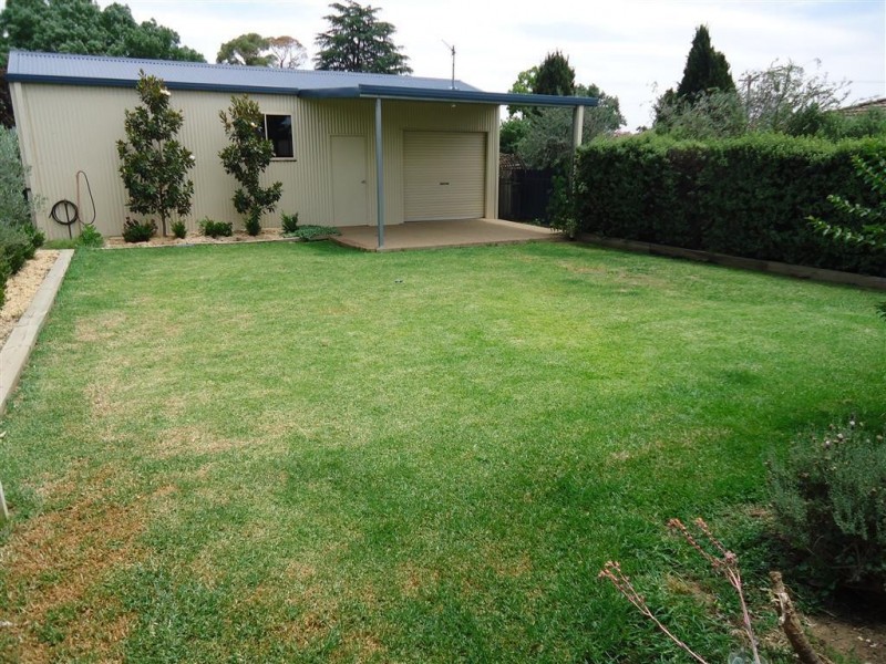 18 Shaw Street, Wagga Wagga NSW 2650