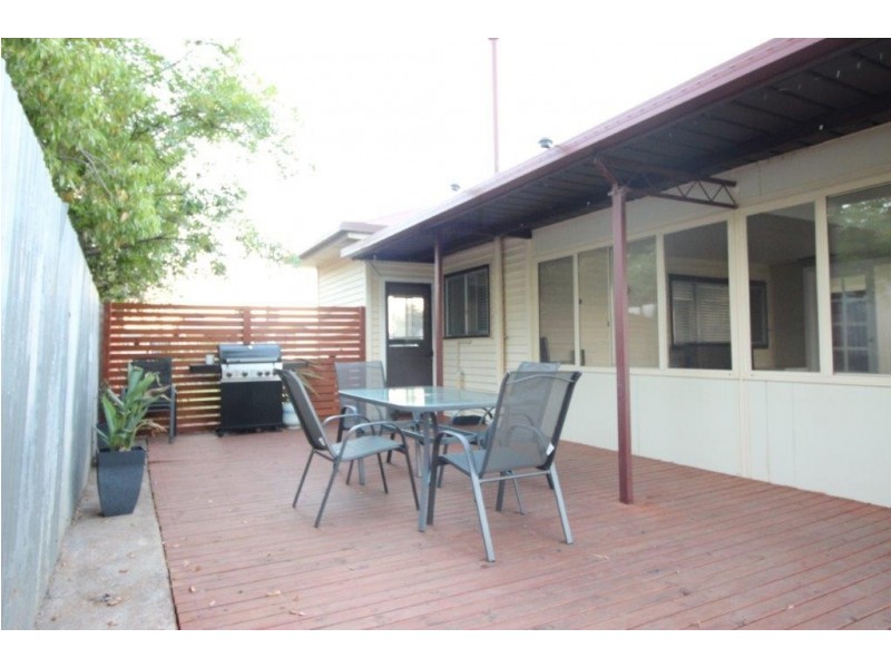 7 Gloucester Street, Junee NSW 2663