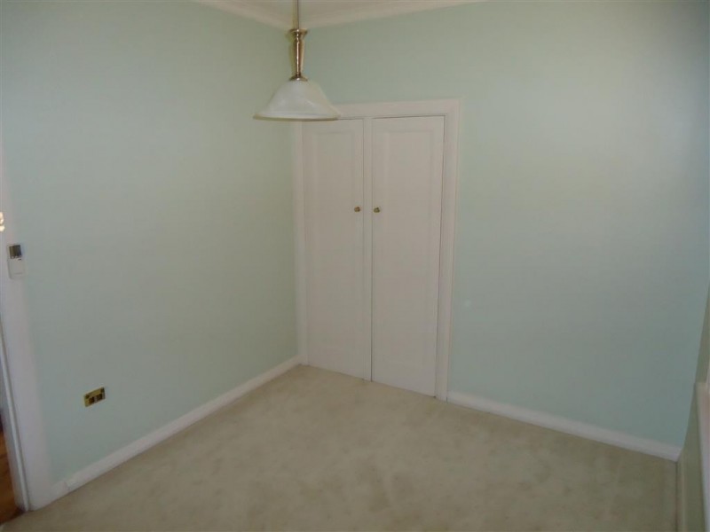 25 Sunshine Avenue, Turvey Park NSW 2650