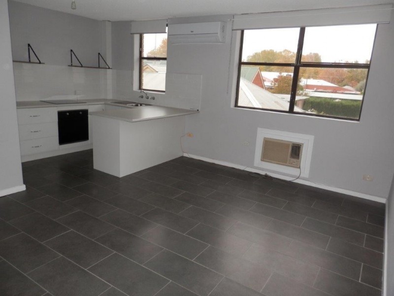 7/130 Gurwood  Street, Wagga Wagga NSW 2650