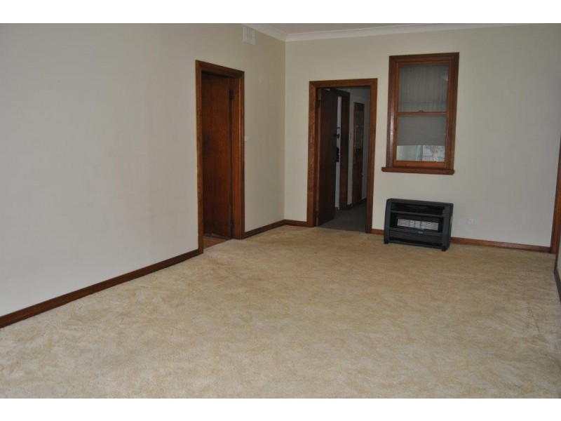 14 Rhoda Avenue, Wagga Wagga NSW 2650