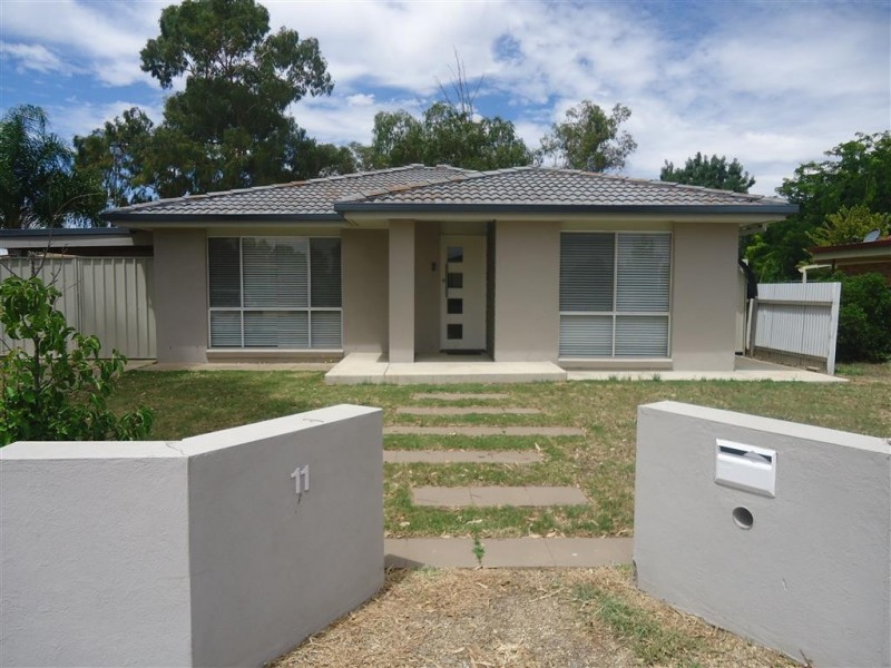 11 Wiradjuri Crescent, Wagga Wagga NSW 2650