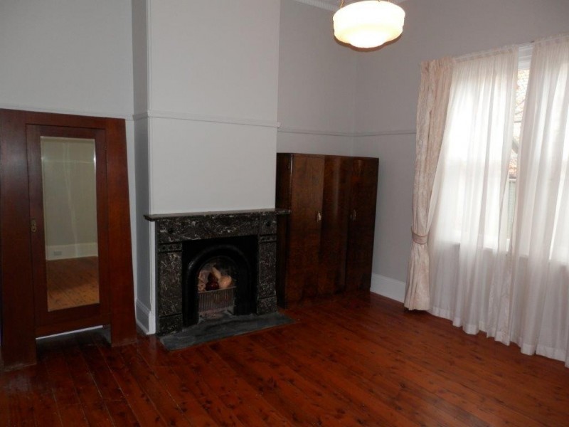 106 Gurwood Street, Wagga Wagga NSW 2650