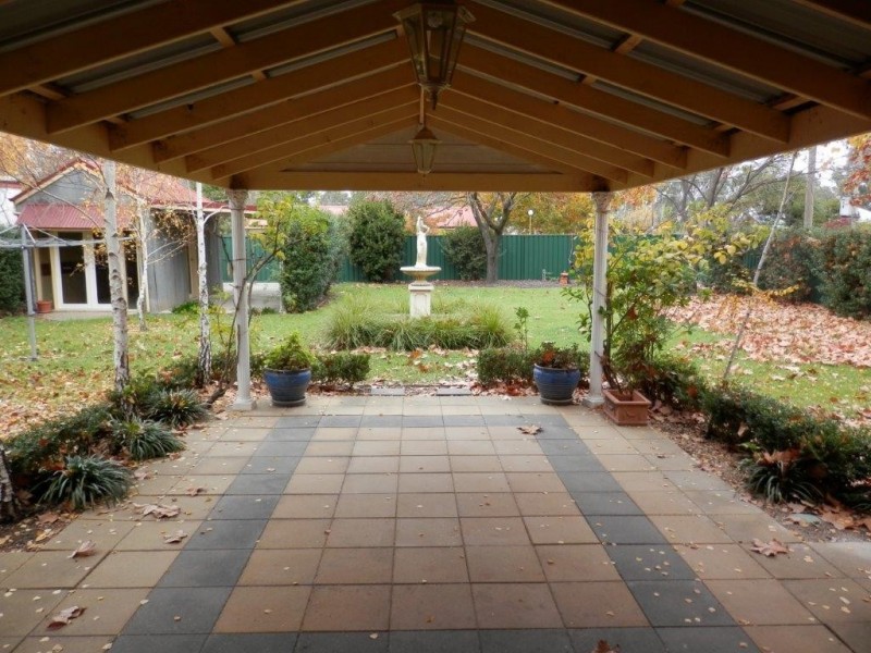 106 Gurwood Street, Wagga Wagga NSW 2650