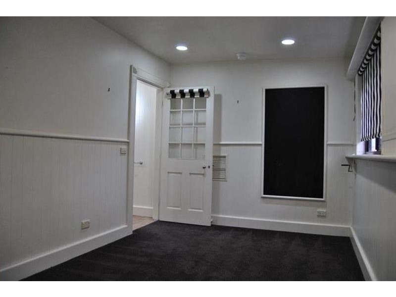 10 Blake  Street, Wagga Wagga NSW 2650