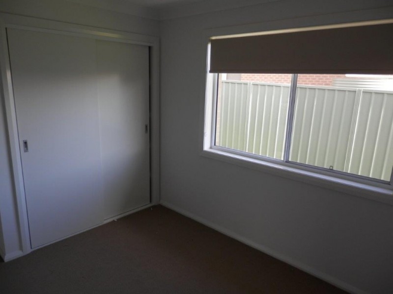 40 Paperbark Drive, Forest Hill NSW 2651