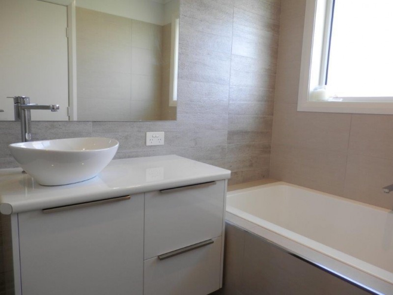 40 Paperbark Drive, Forest Hill NSW 2651