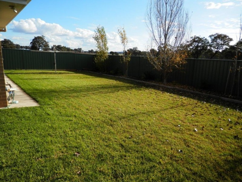 40 Paperbark Drive, Forest Hill NSW 2651