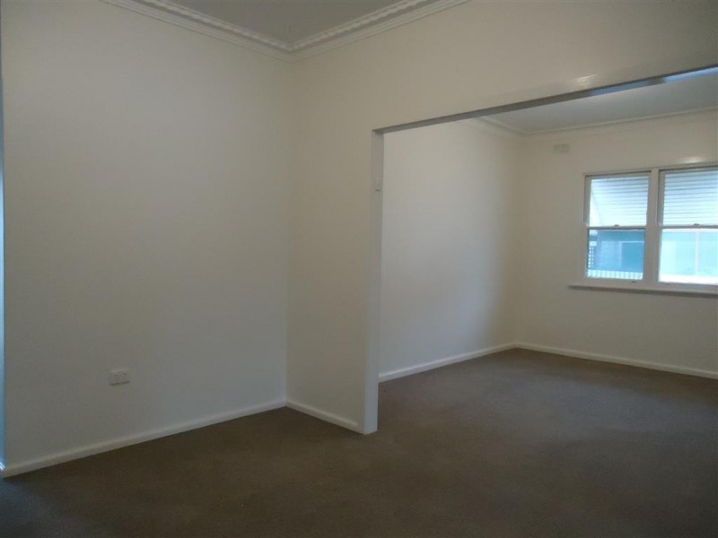 25 Darlow Street, Wagga Wagga NSW 2650