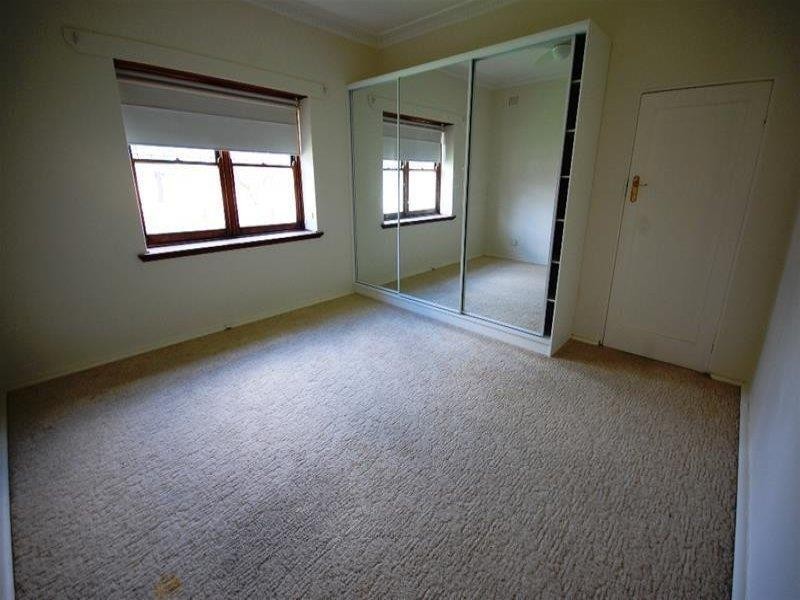 7 Docker Street, Wagga Wagga NSW 2650