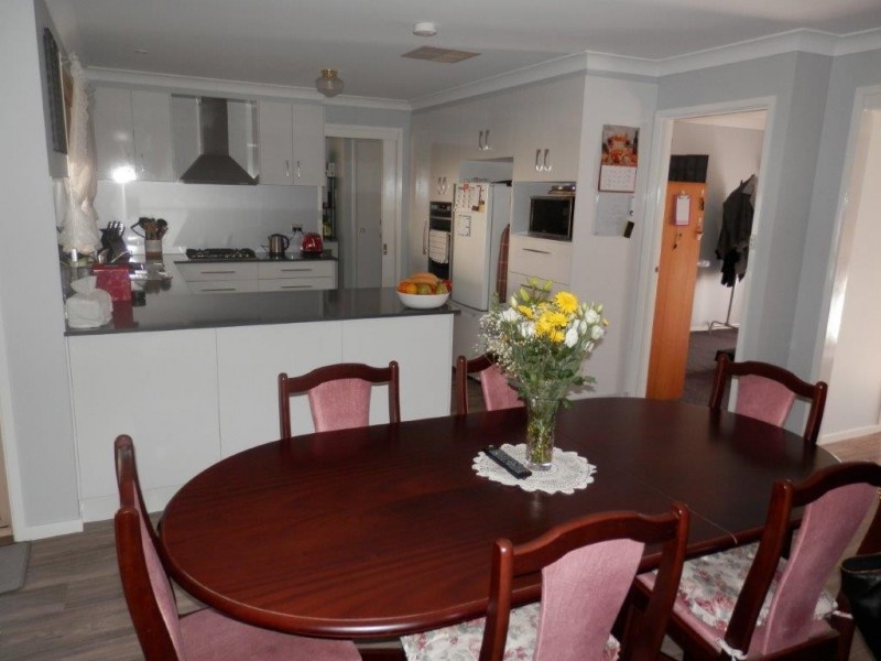 10 Japonica Place, Forest Hill NSW 2651
