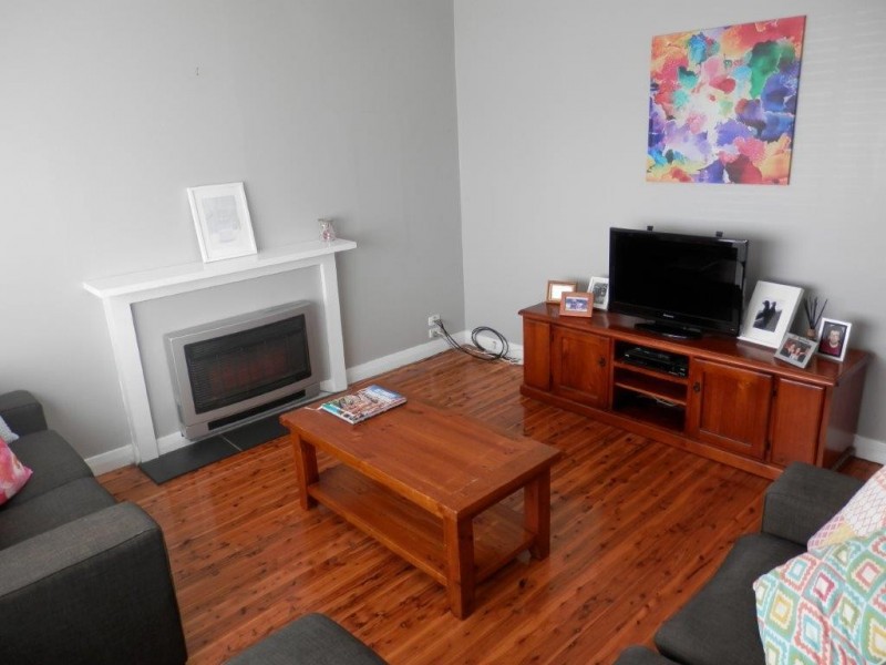 122 Fernleigh Road, Mount Austin NSW 2650