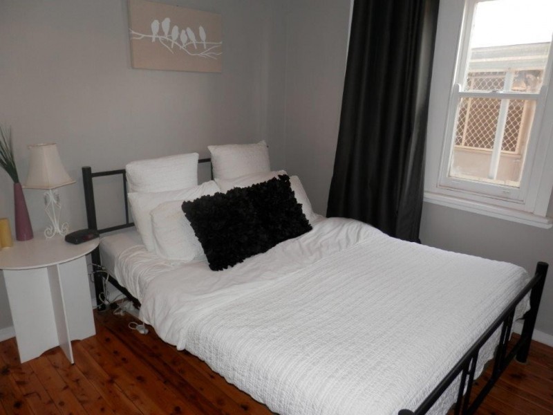 122 Fernleigh Road, Mount Austin NSW 2650