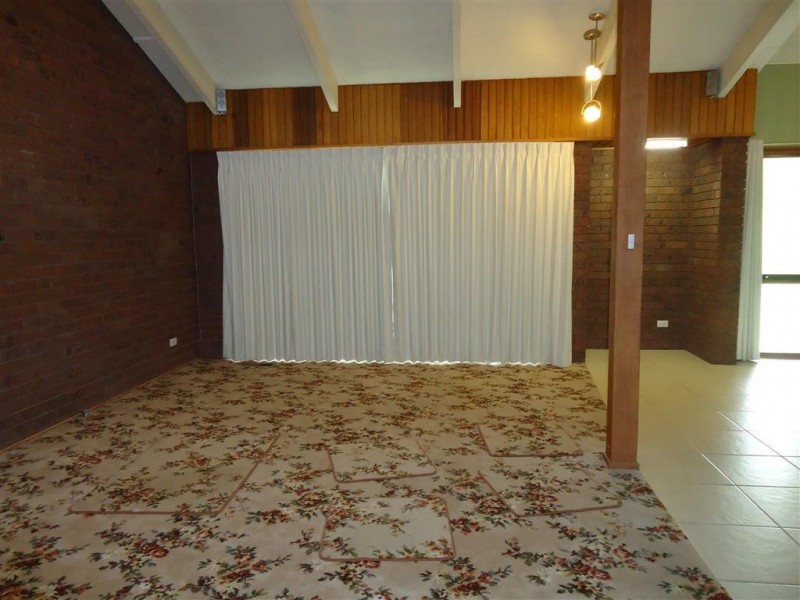 43 Alexander Street, Ashmont NSW 2650