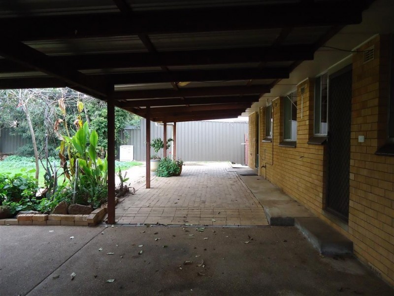 83 Raye Street, Tolland NSW 2650