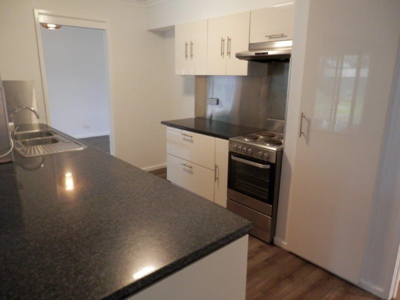 48 Vincent Road, Lake Albert NSW 2650