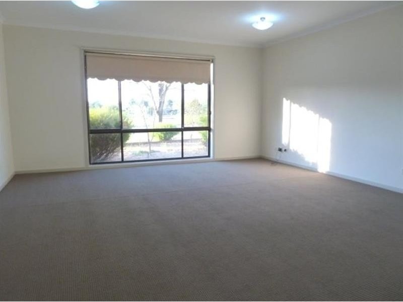14 Frances Court, Ashmont NSW 2650