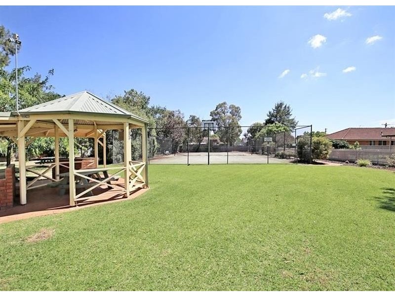 14 Frances Court, Ashmont NSW 2650