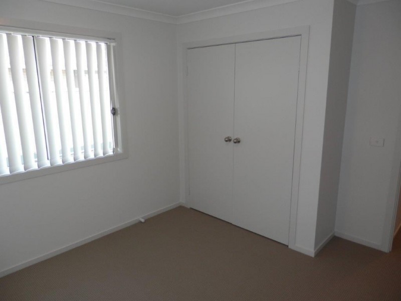 5 Hazelwood Drive, Forest Hill NSW 2651