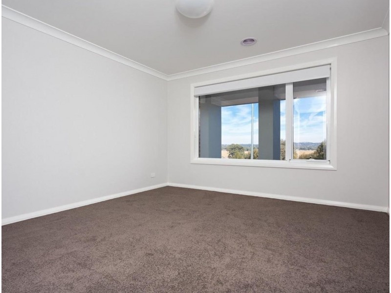 22 Ellerslie Street, Gobbagombalin NSW 2650