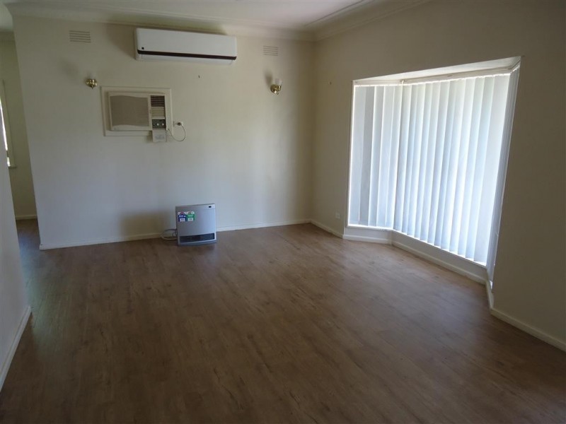 5 Paull Street, Kooringal NSW 2650