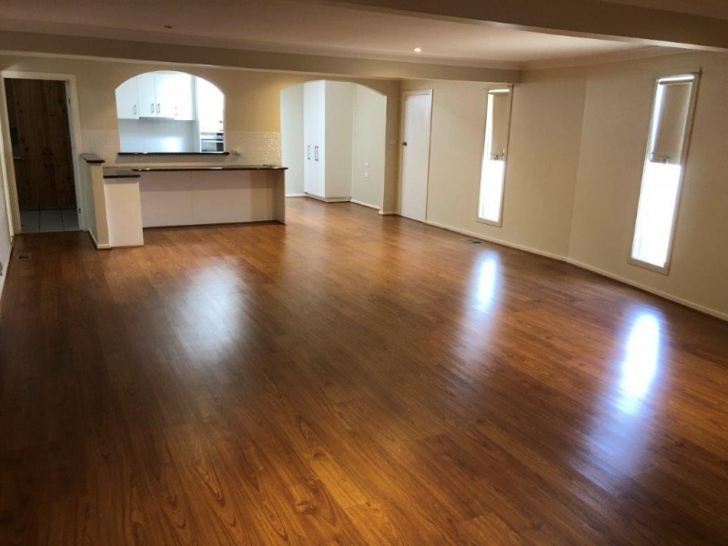 35 Beltana Avenue, Mount Austin NSW 2650