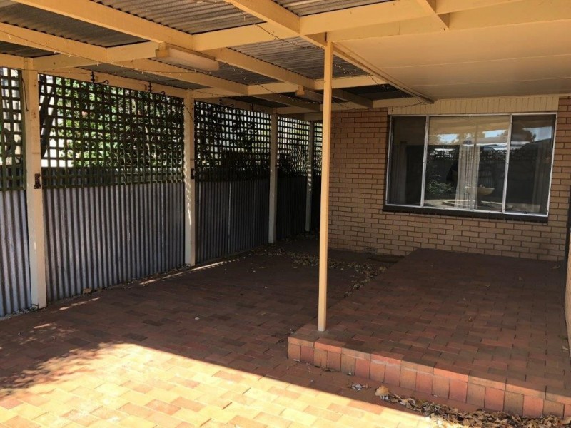 35 Beltana Avenue, Mount Austin NSW 2650