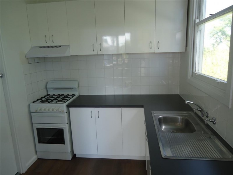 20 Fernleigh Road, Mount Austin NSW 2650