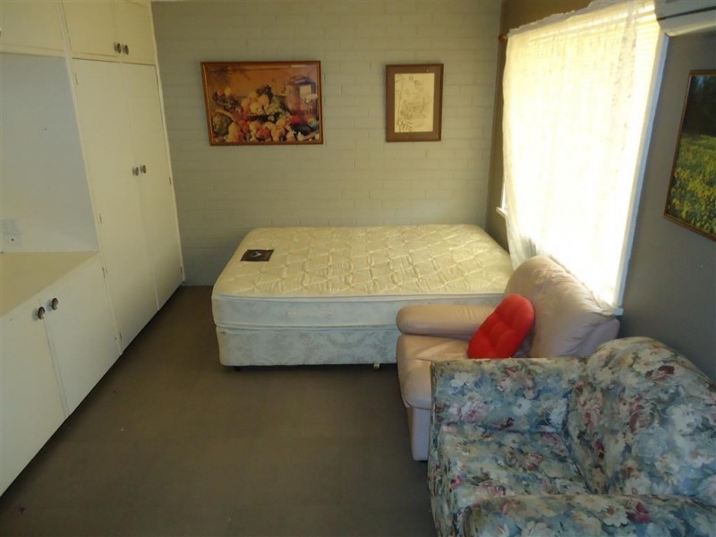 6/1-3 Matthews Street, Lockhart NSW 2656