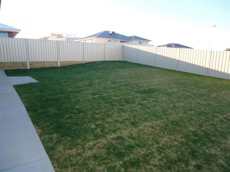 6 Ellerslie Street, Gobbagombalin NSW 2650