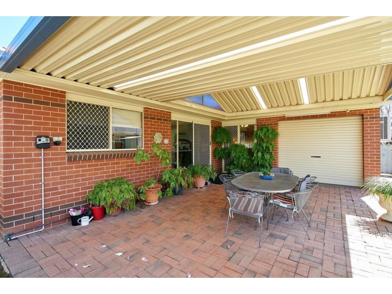 32 Girraween Mews, Glenfield Park NSW 2650