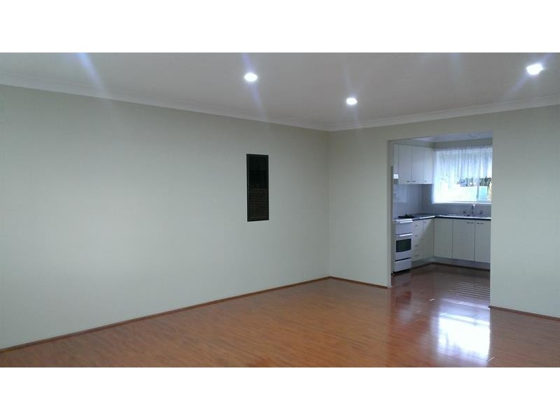 5 Ainslee Ct, Cranebrook NSW 2749