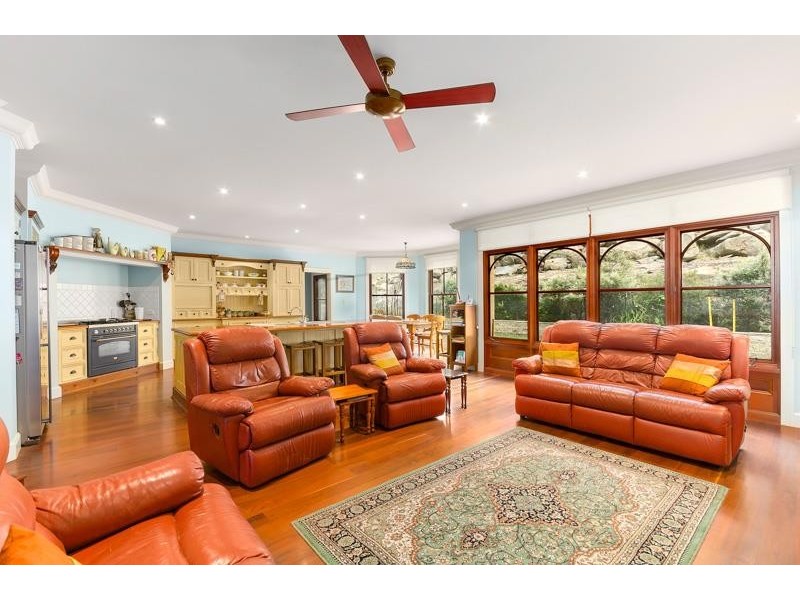 145 Daintree Dr, Albion Park NSW 2527