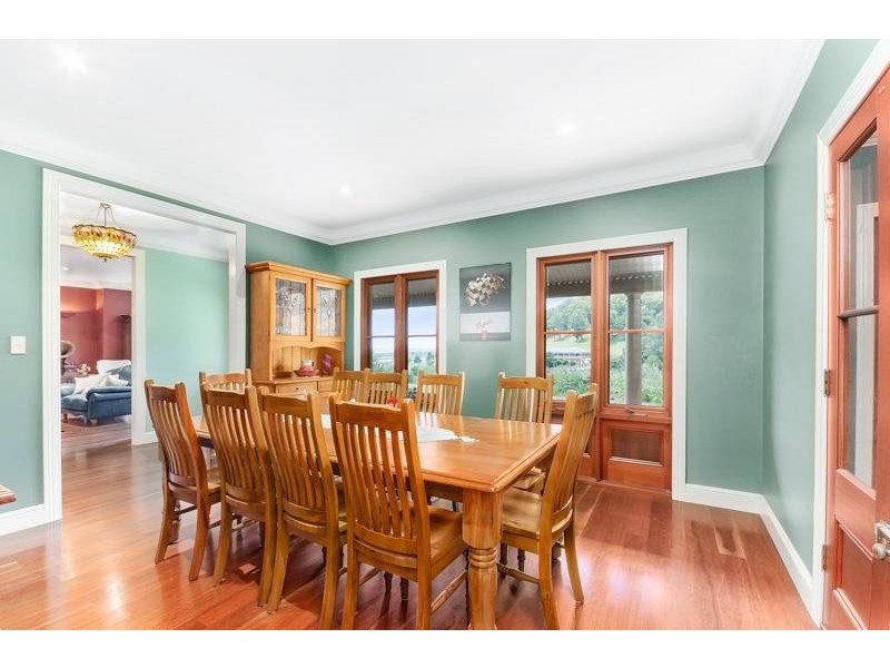 145 Daintree Dr, Albion Park NSW 2527