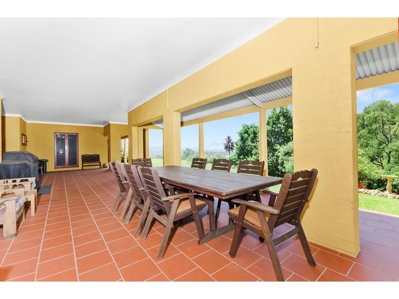 145 Daintree Dr, Albion Park NSW 2527