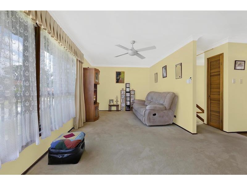 144 Birdwood Dr, Blue Haven NSW 2262