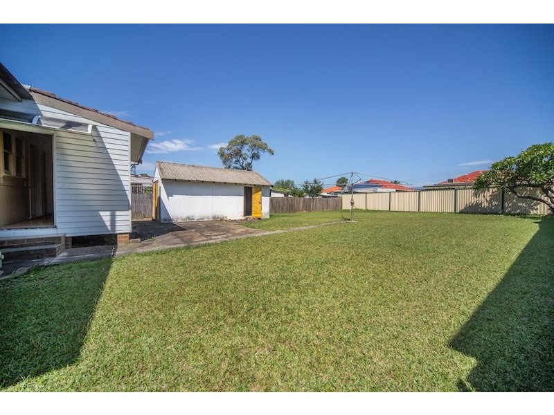 10 Randolph St, South Granville NSW 2142