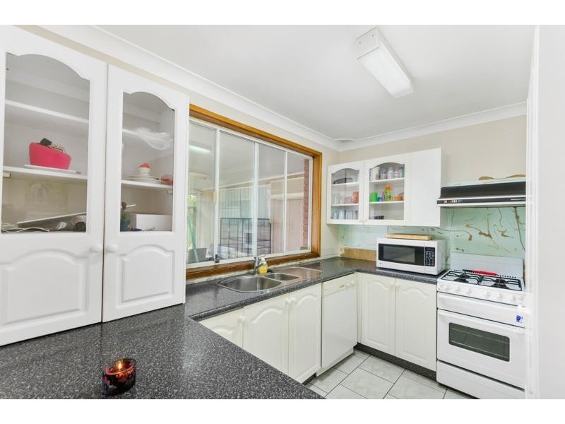 22 Gray Ave, Mount Warrigal NSW 2528