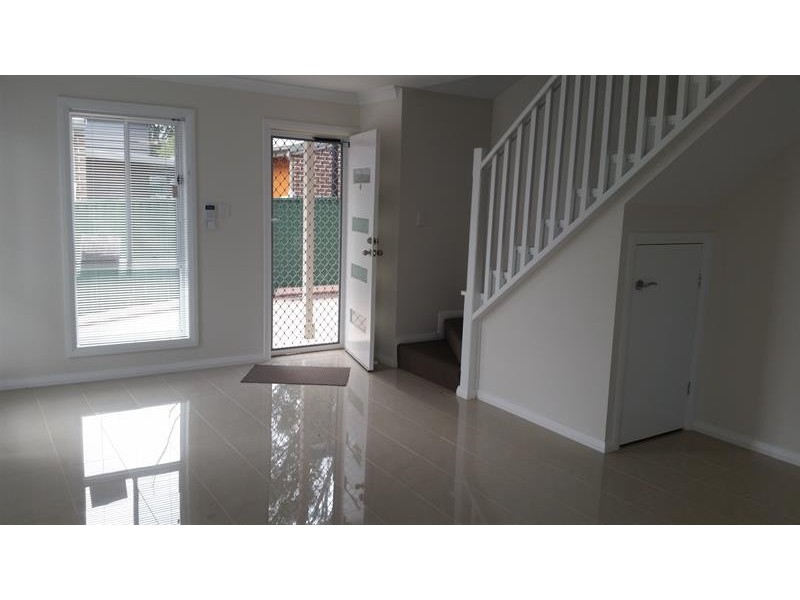 4/130 Parker  St, Kingswood NSW 2747