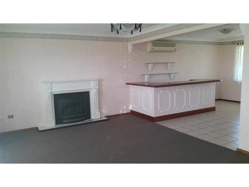 32 Single Rd, South Penrith NSW 2750