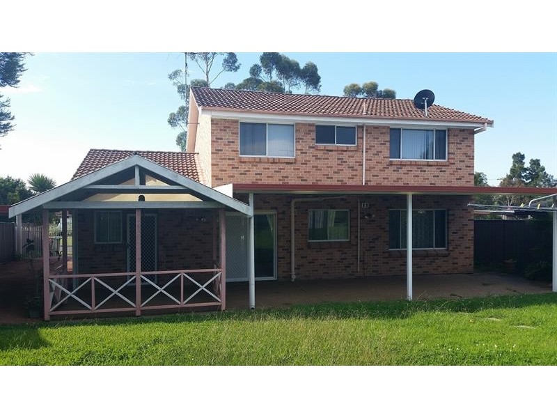 32 Single Rd, South Penrith NSW 2750