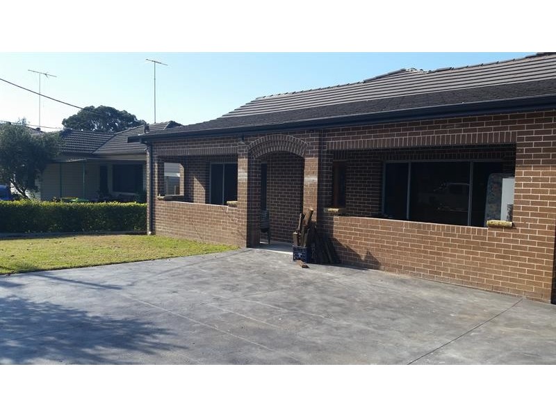 10 Craig Ave, Oxley Park NSW 2760