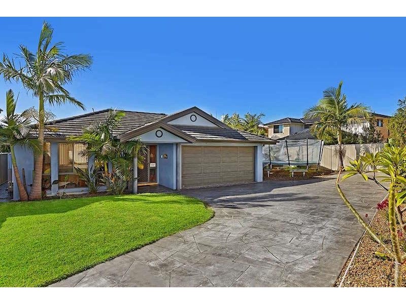 6 Fernlee Ct, Woongarrah NSW 2259