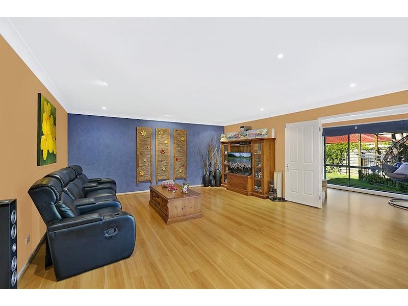6 Fernlee Ct, Woongarrah NSW 2259