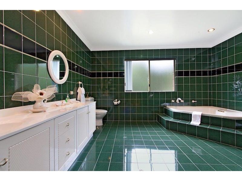 110 Floribunda Rd, Kemps Creek NSW 2178