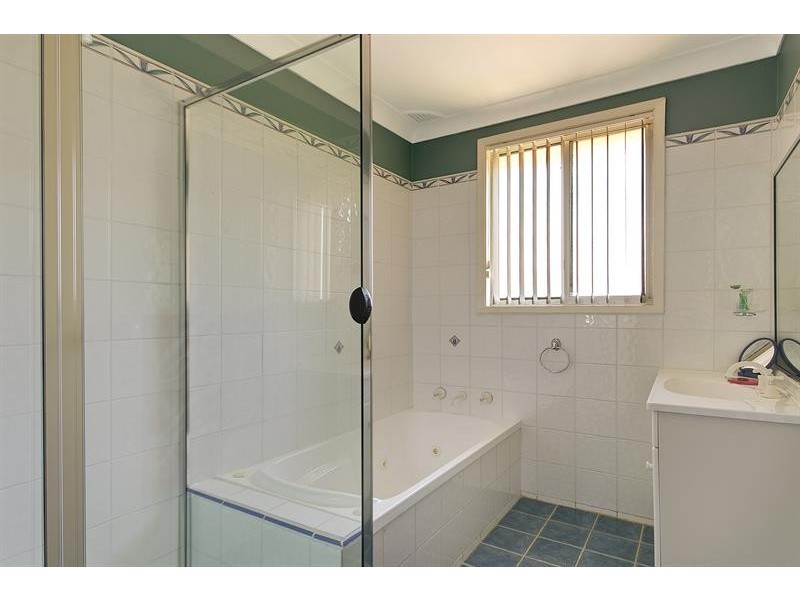 1 Garrick Road, St Clair NSW 2759