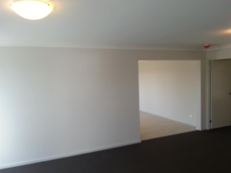 40 Raintree Tce, Wadalba NSW 2259