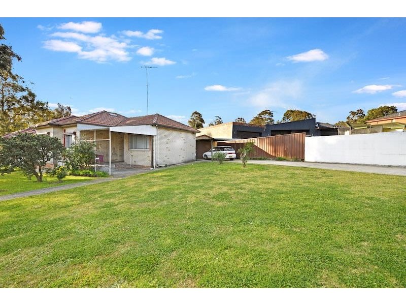 13 Leabons Lane, Seven Hills NSW 2147