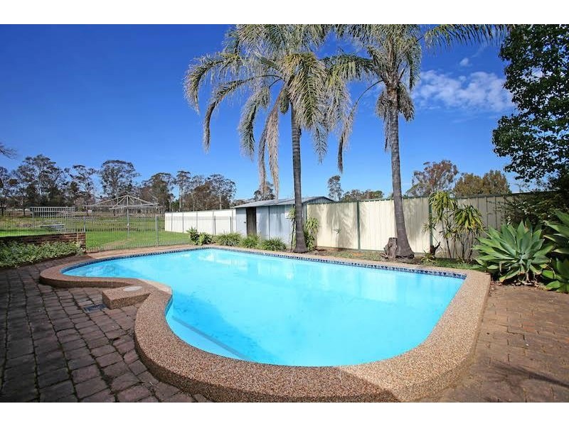 90 Ninth Ave, Austral NSW 2179