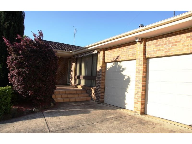 16 Soling Cres, Cranebrook NSW 2749